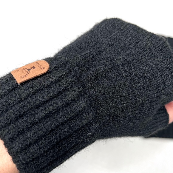 Cable Knit Fingerless Gloves Black Texting Driving Warm Soft Winter Mens Womens - Picture 4 of 8